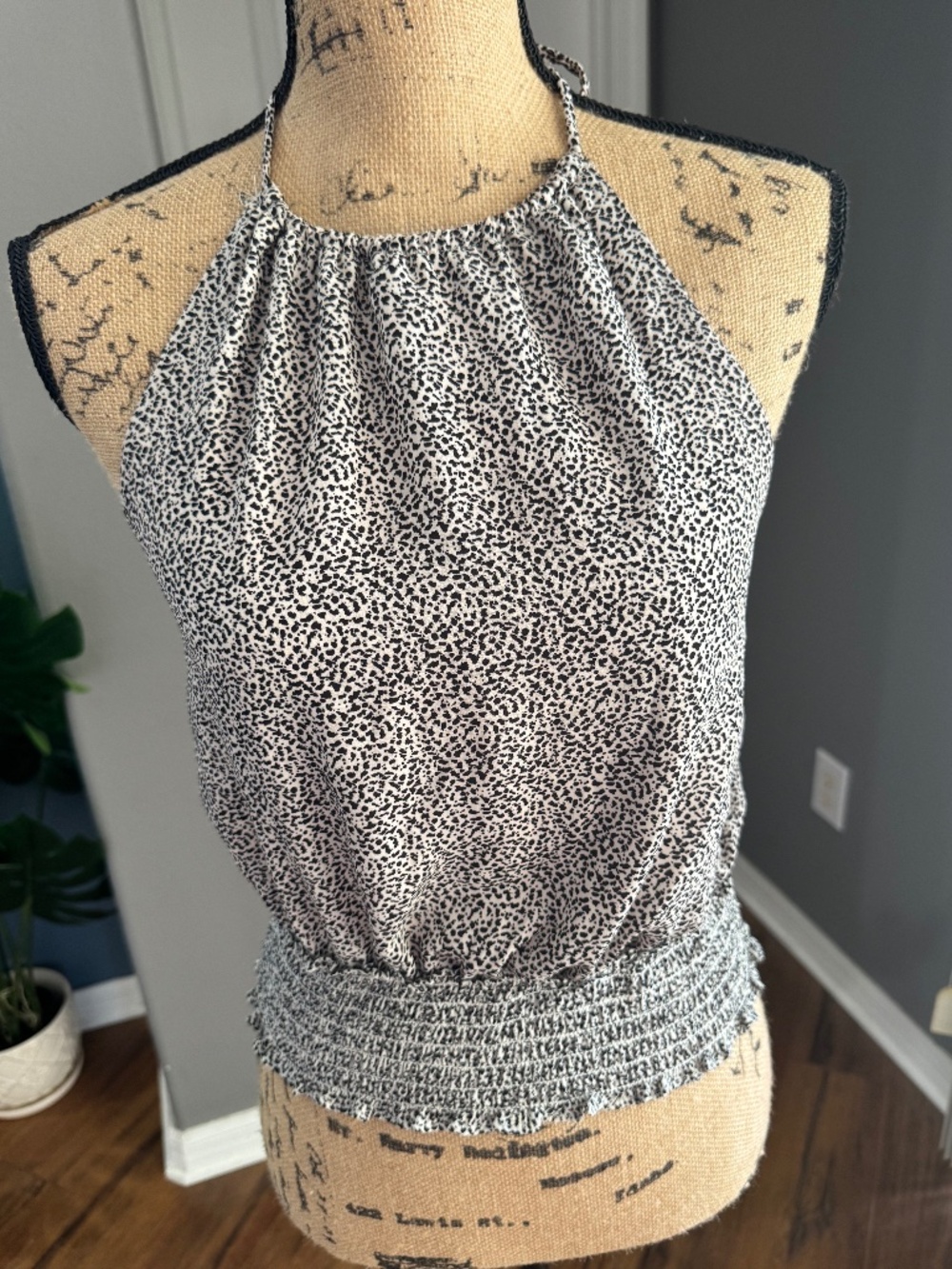 Sienna Sky Black White Speckled Halter Smocked Crop Top Open Back Size L